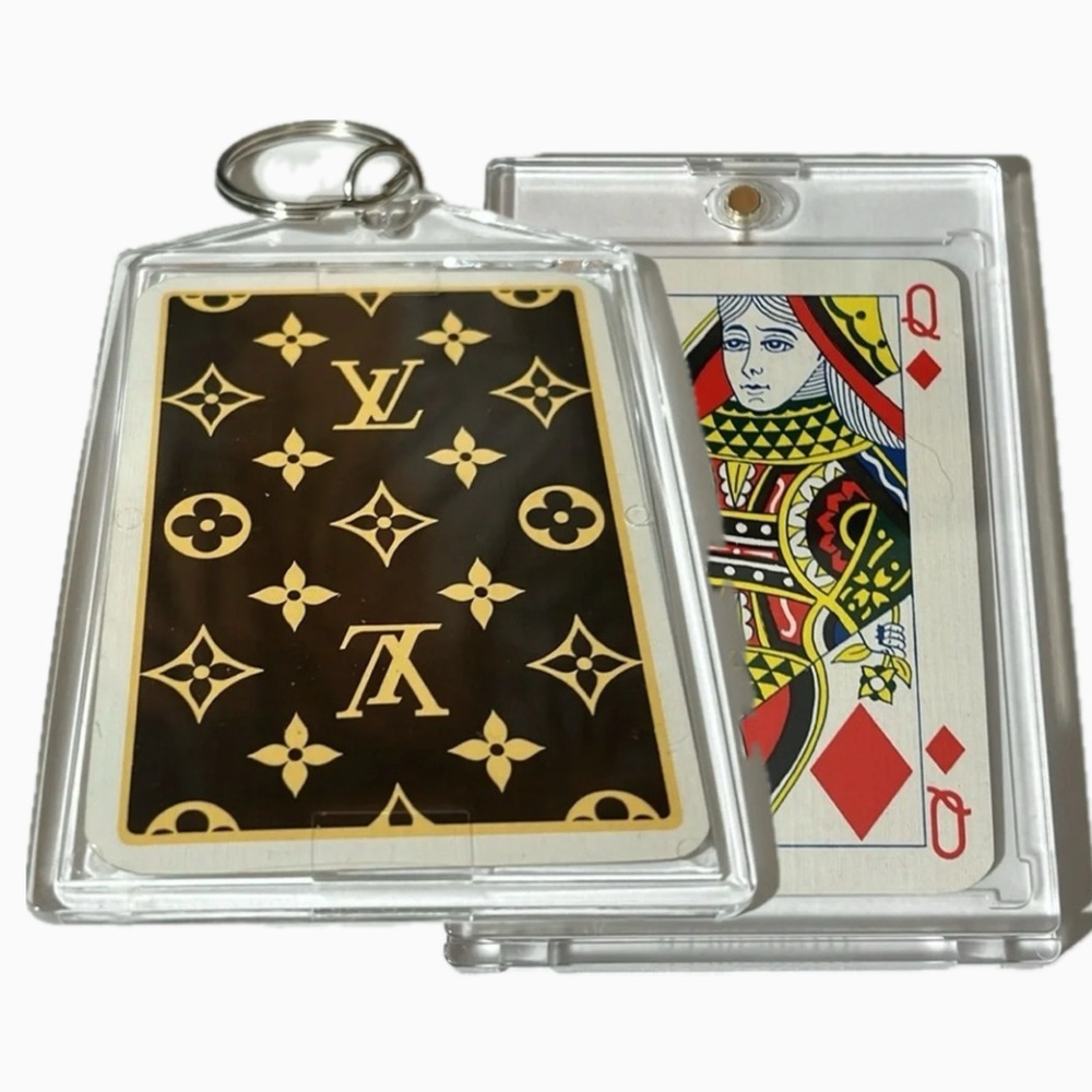 LOUIS VUITTON VINTAGE QUEEN OF DIAMOND PLAYING CARD KEYCHAIN. EUC - Picture 1 of 4